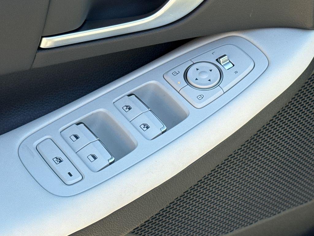 New 2026 Gray Hyundai SEL Sport image 18