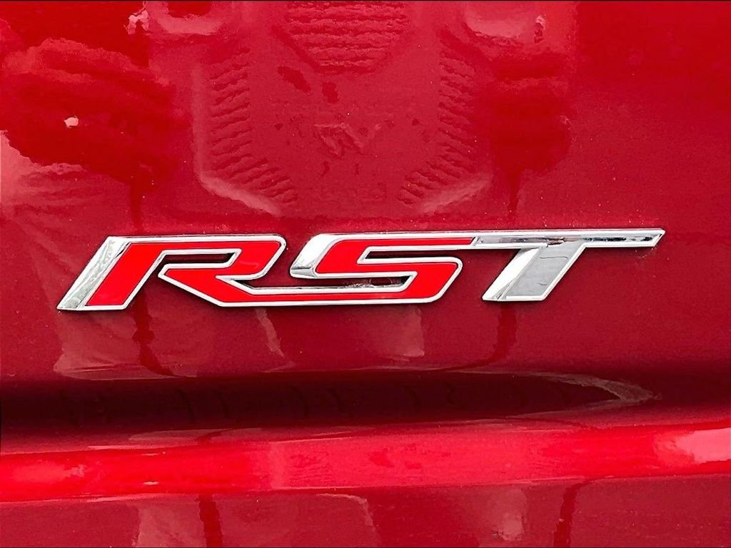 Used 2024 Red Chevrolet RST image 29