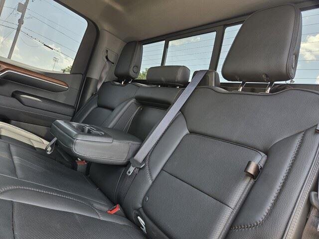 Used 2022 White Frost Tricoat GMC Denali image 26