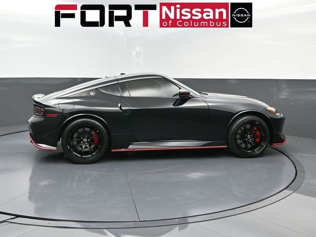 2025 Nissan Z NISMO - Photo 8