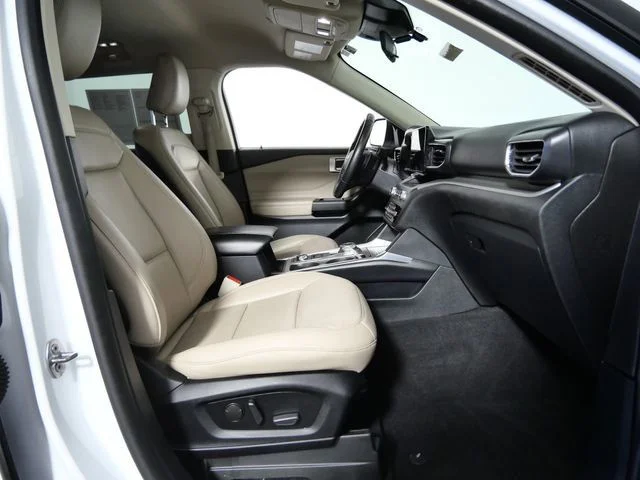 Used 2020 White Ford XLT image 11