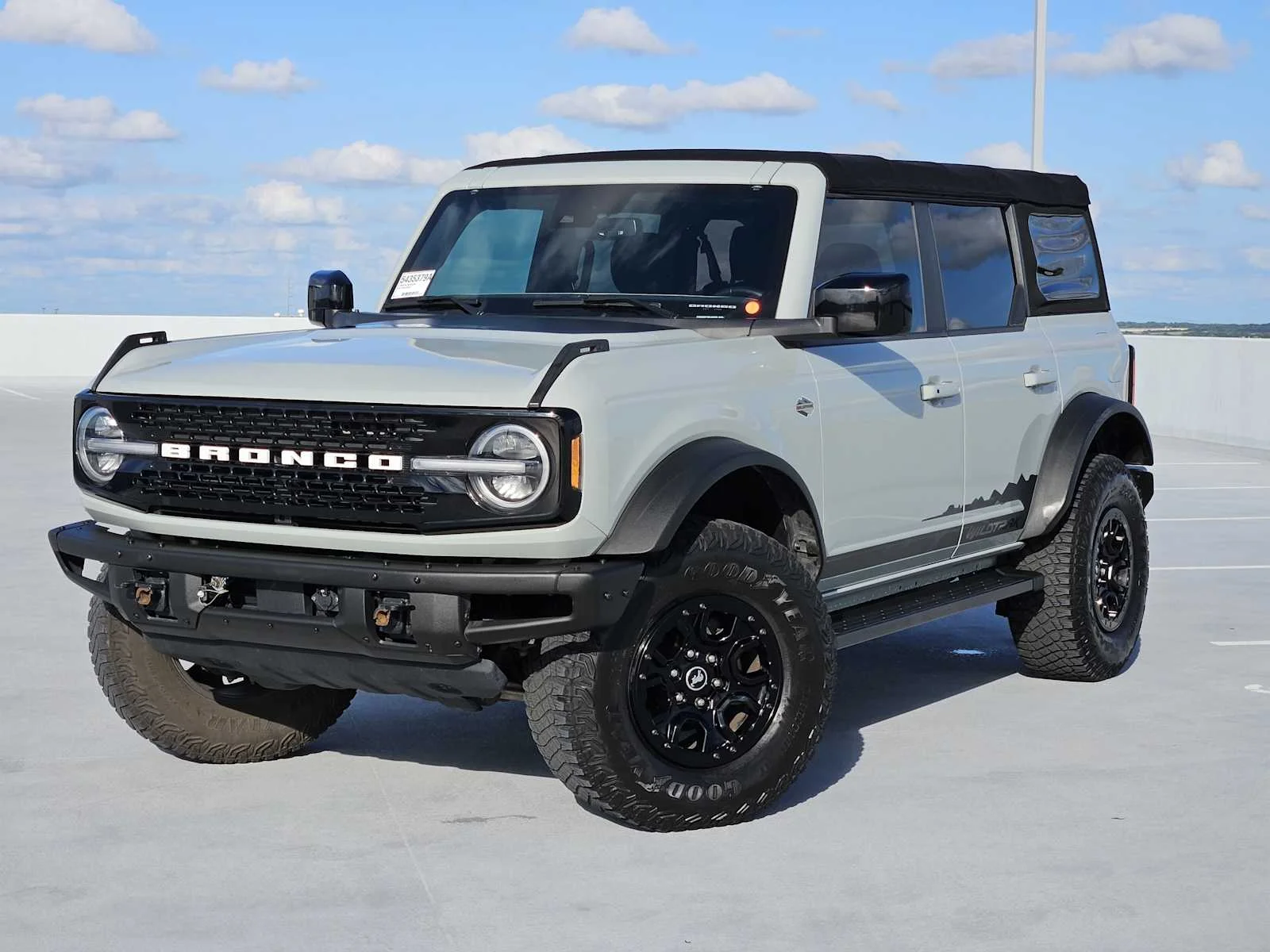 2021 Ford Bronco Wildtrak 4x4's photo