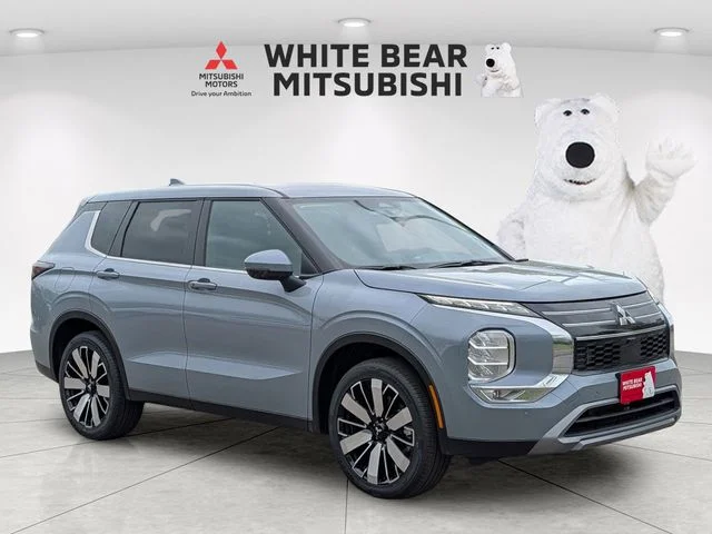 2026 Mitsubishi Outlander SE FWD's photo