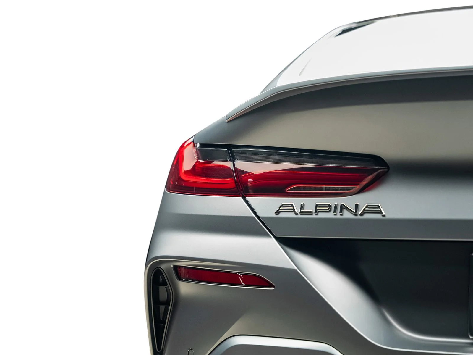Used 2022 Blue BMW ALPINA B8 xDrive image 18