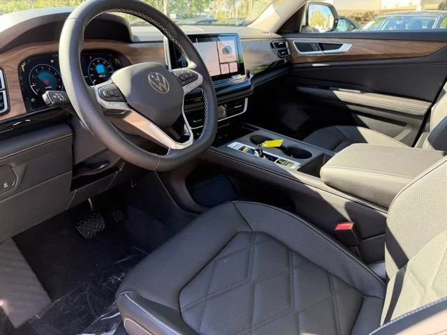 2026 Volkswagen Atlas SE - Photo 15
