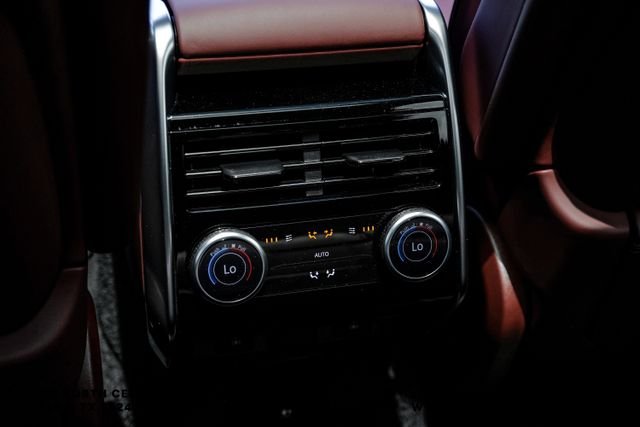 2026 Land Rover Range Rover SE - Photo 40