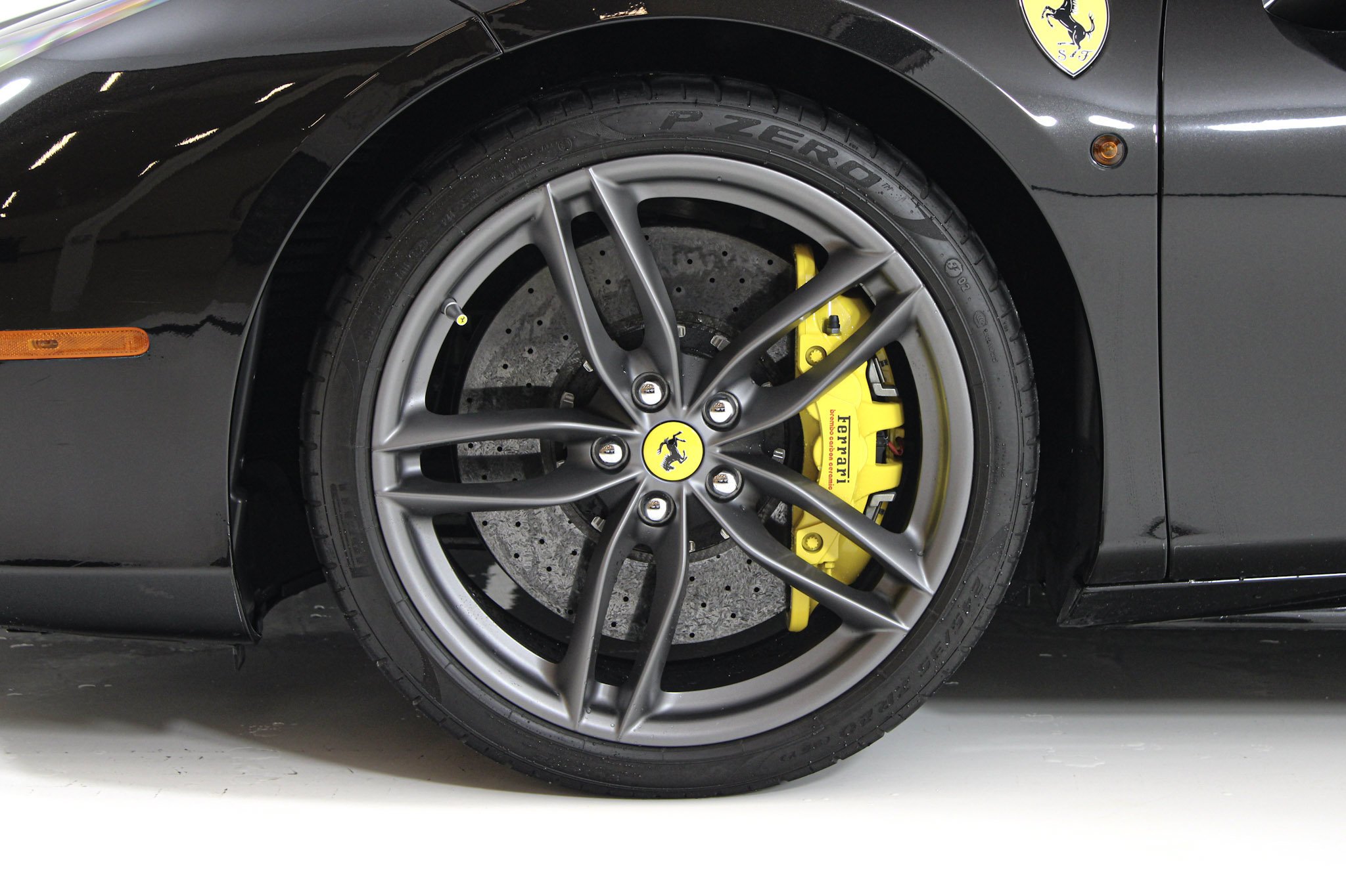 Used 2017 Black Ferrari  image 19