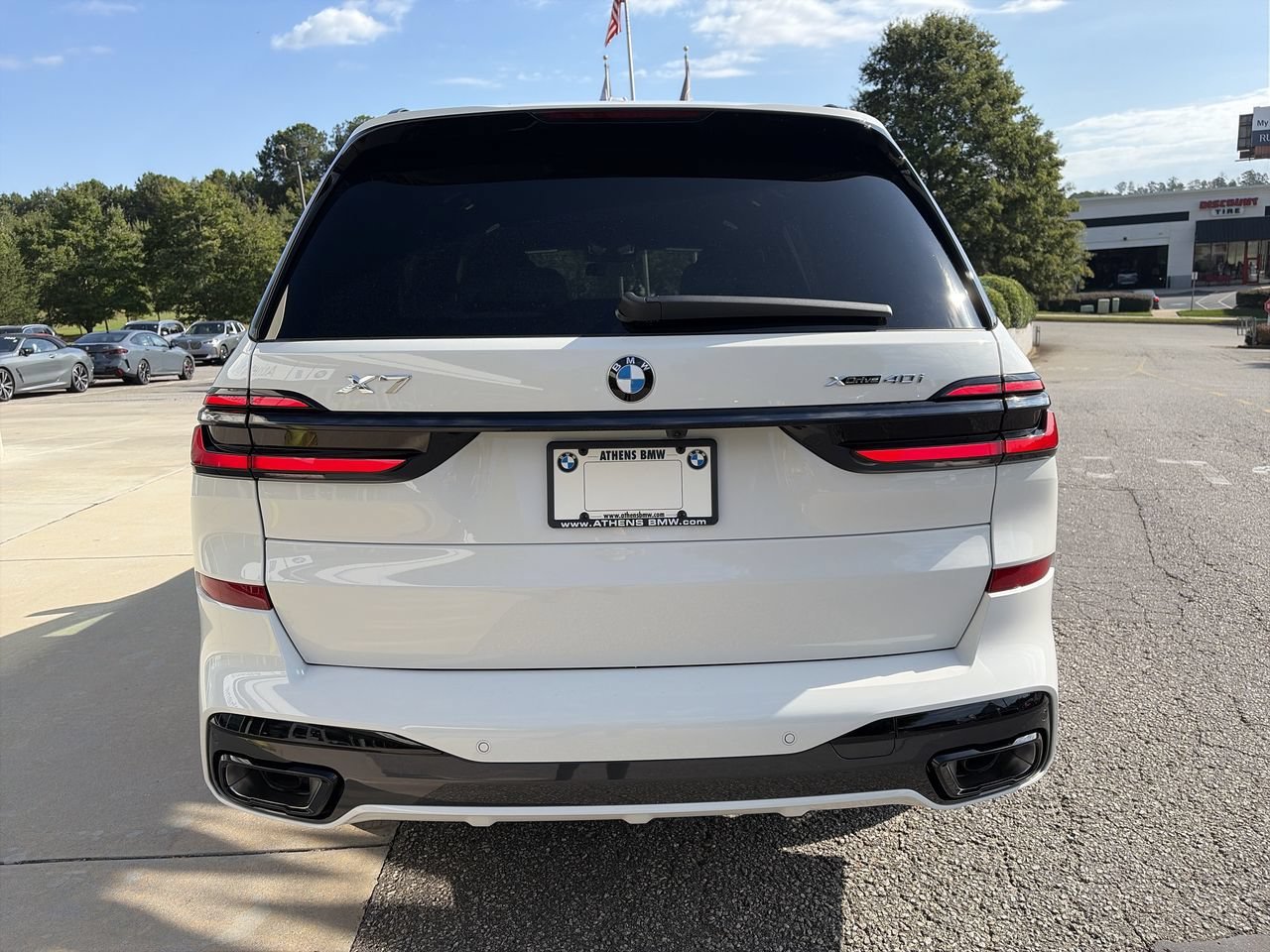 New 2027 Alpine White BMW xDrive40i image 12