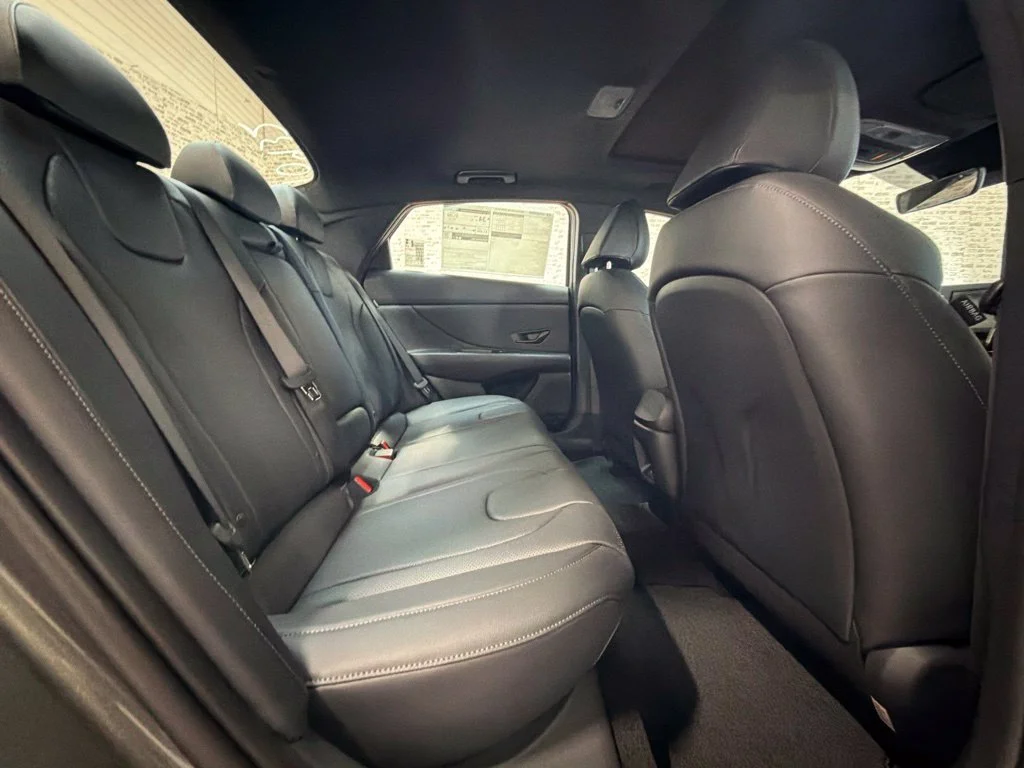 New 2026 Amazon Gray Hyundai SEL Sport image 12