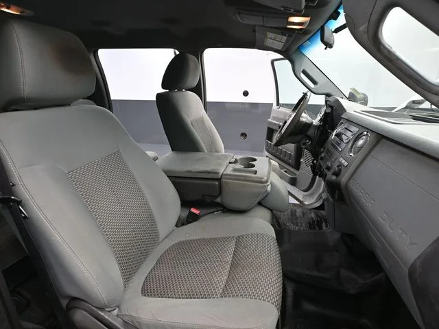 2011 Ford F-350 Super Duty XLT - Photo 39