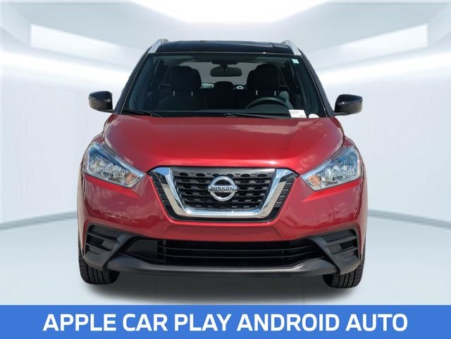 Used 2019 Cayenne Red Nissan SV image 11