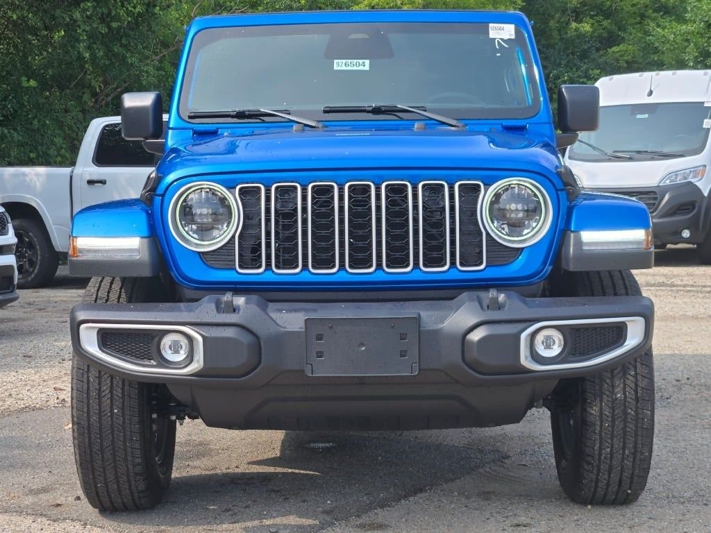 New 2026 Hydro Blue Pearl-Coat Exterior Paint Jeep Sahara image 4