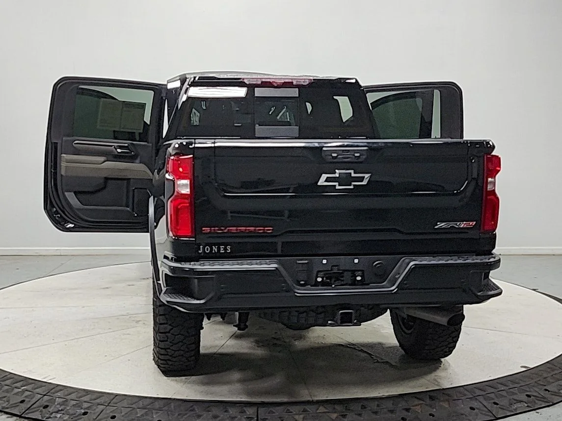 Used 2024 Black Chevrolet ZR2 image 14
