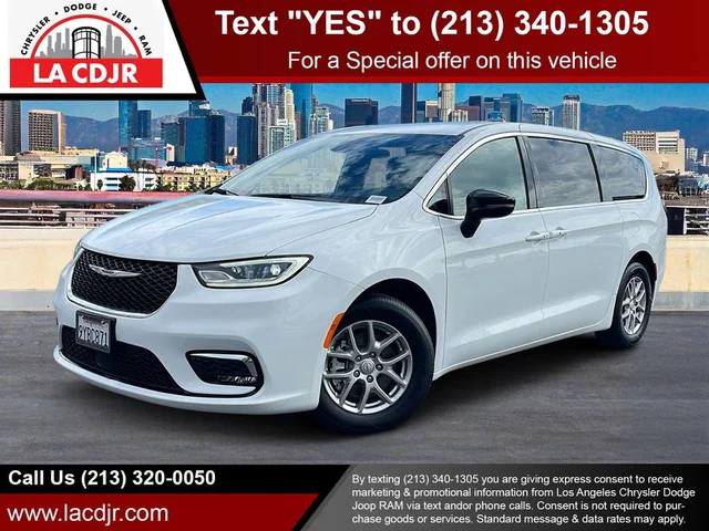 2026 Chrysler Pacifica Select