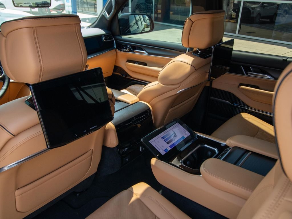 Used 2025 Black Jeep Series III image 28