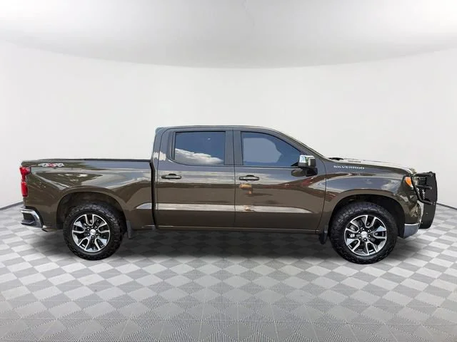 Used 2024 Harvest Bronze Metallic Chevrolet LT image 4
