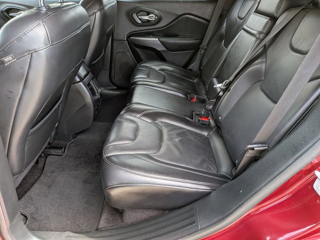 Used 2019 Red Jeep Limited image 24