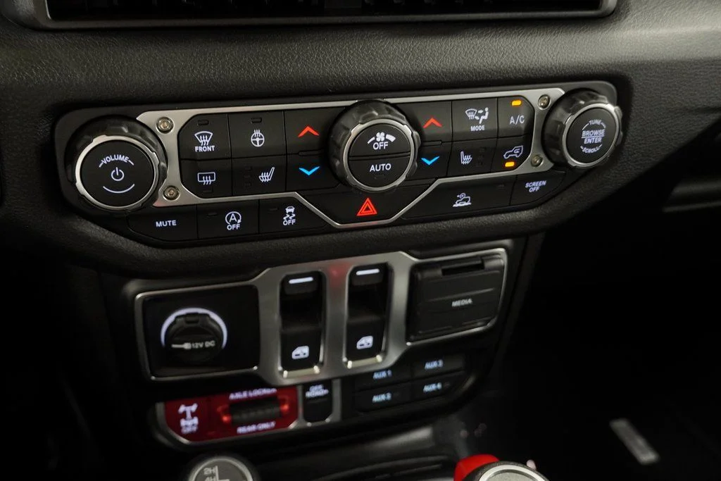 2026 Jeep Wrangler 2-Door Willys - Photo 23