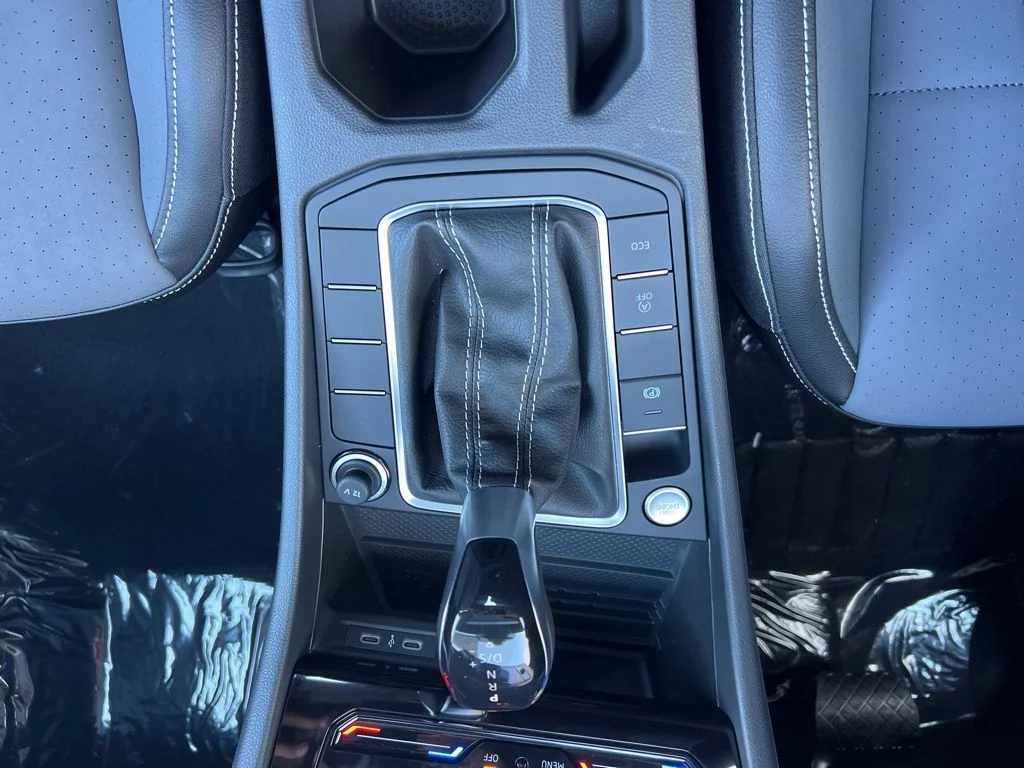 New 2026 Blue Volkswagen 1.5T SE image 34