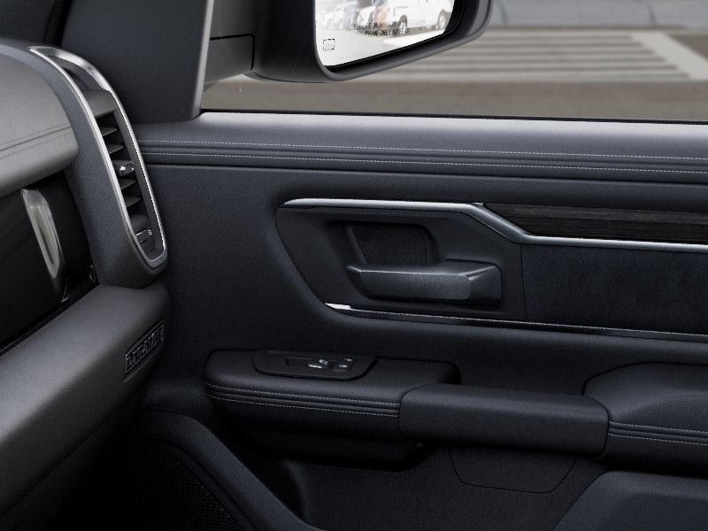 New 2026 Granite Crystal Metallic Clear-Coat Exterior Paint RAM Laramie image 25