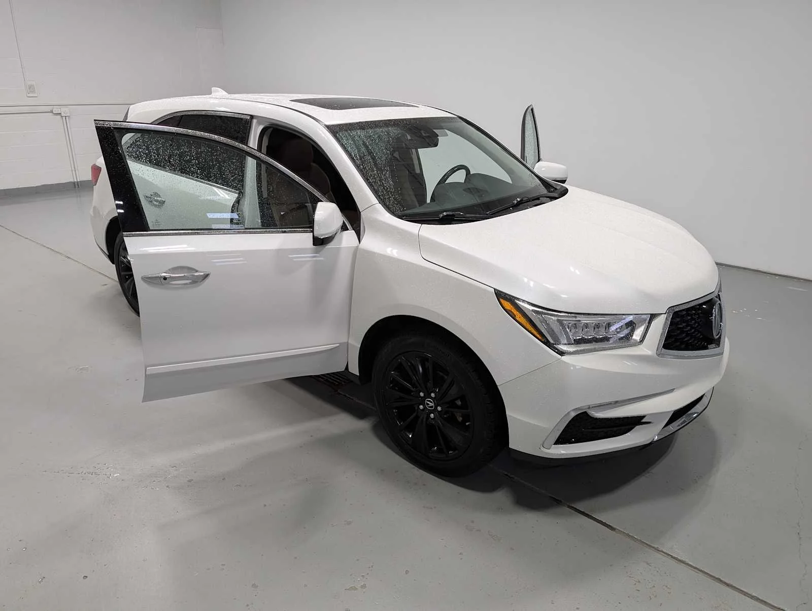Used 2020 Platinum White Pearl Acura w/Technology Pkg image 16