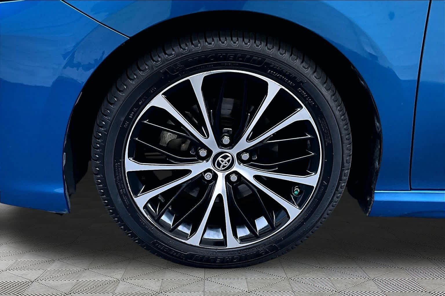 Used 2018 Blue Streak Metallic Toyota SE image 11