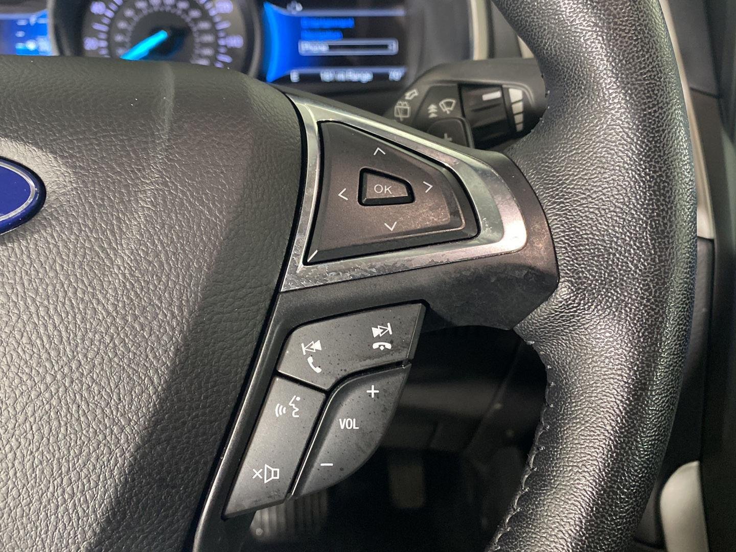 Used 2021 Blue Metallic Ford SEL image 10
