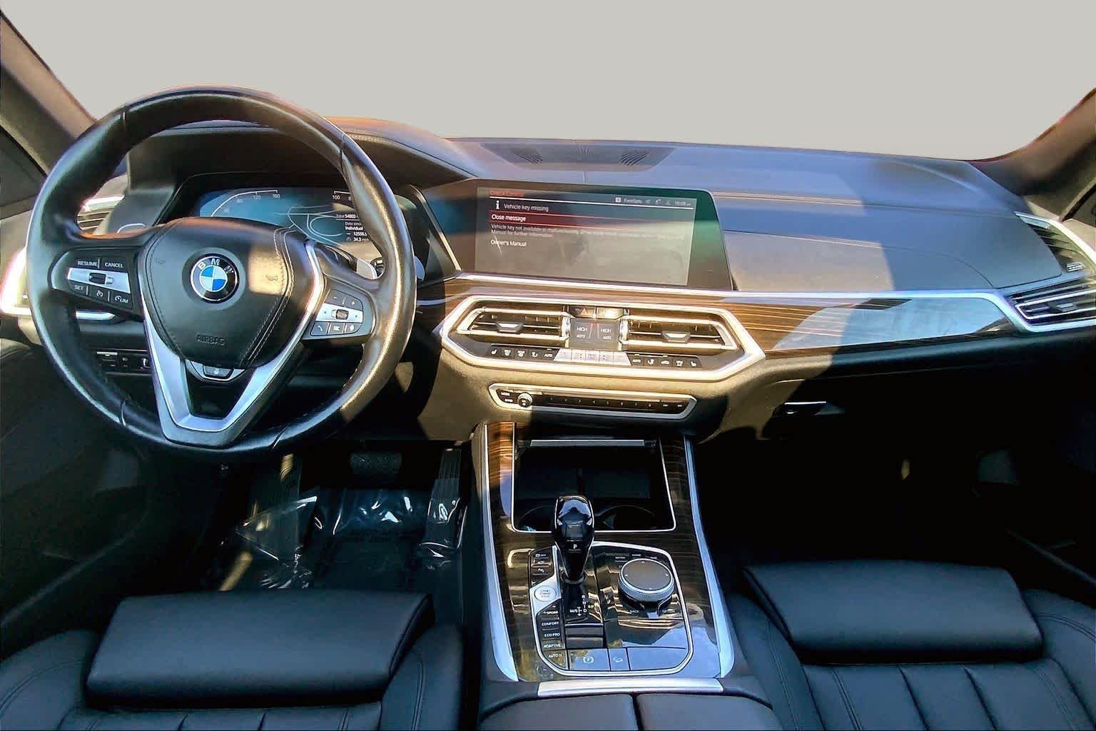 Certified Used 2021 Jet Black BMW xDrive40i image 15