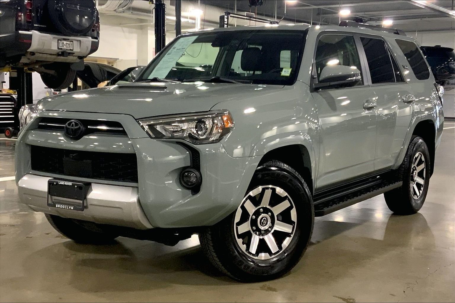 2023 Toyota 4Runner TRD Off-Road Premium 4WD V6's photo