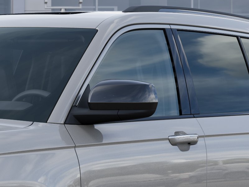 New 2026 Silver Zynith Exterior Paint Jeep Limited image 38
