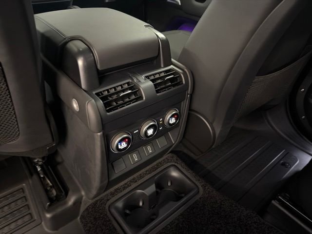 New 2026 Santorini Black Land Rover S image 15