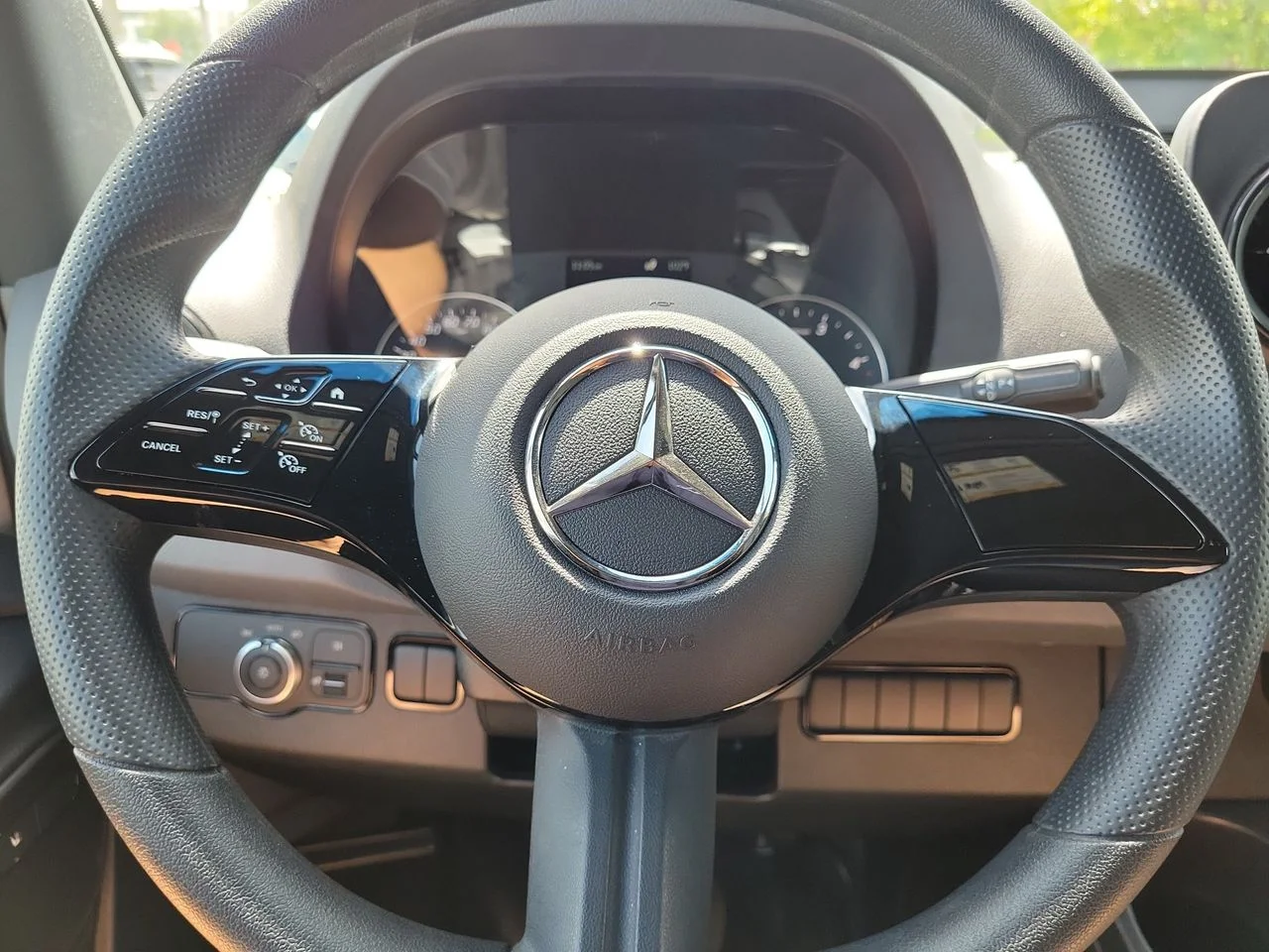 Used 2025 White Mercedes-Benz Cargo 144 WB image 23