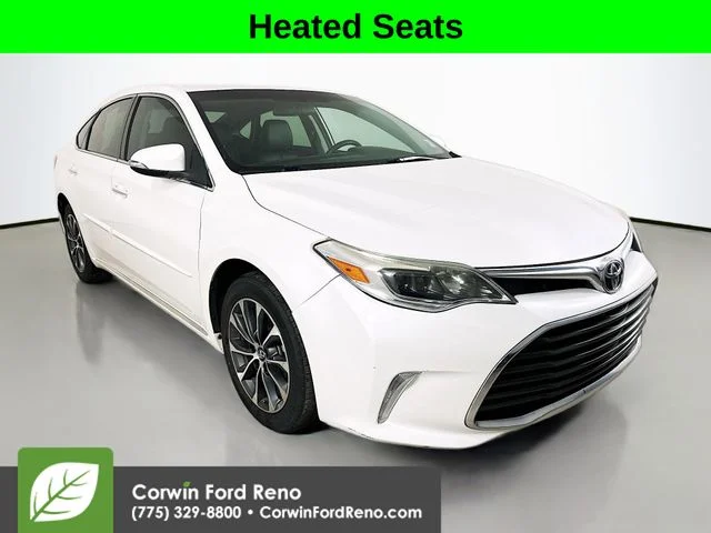2016 Toyota Avalon XLE's photo