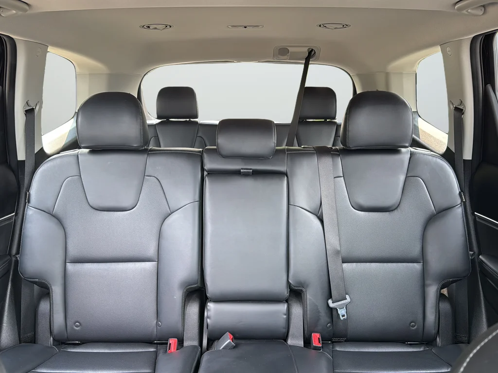 Used 2023 Black Kia EX image 24