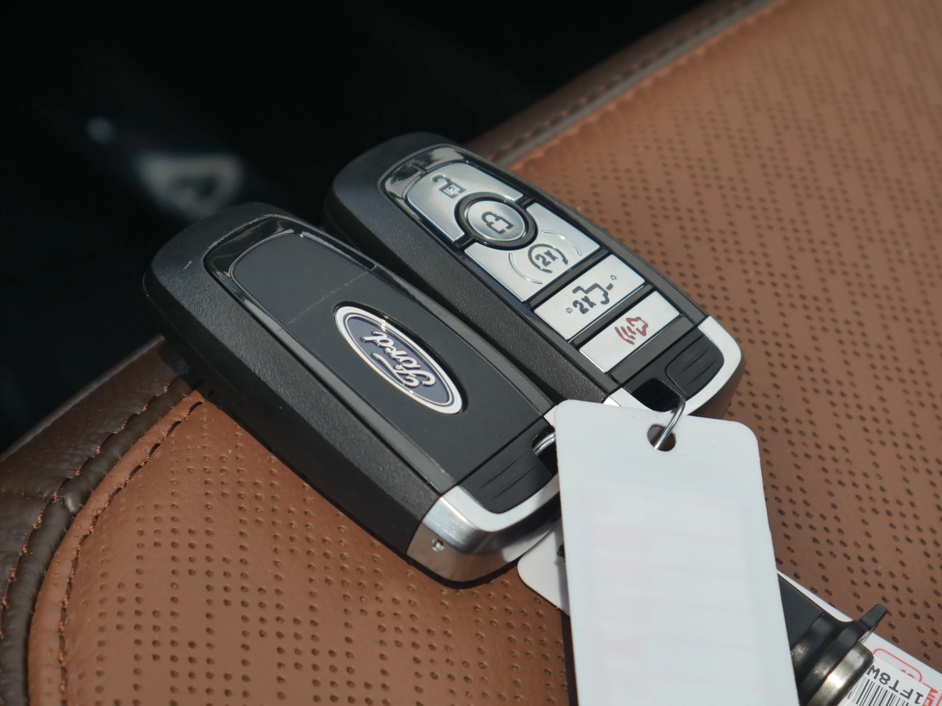New 2026 STAR WHITE Ford King Ranch image 41