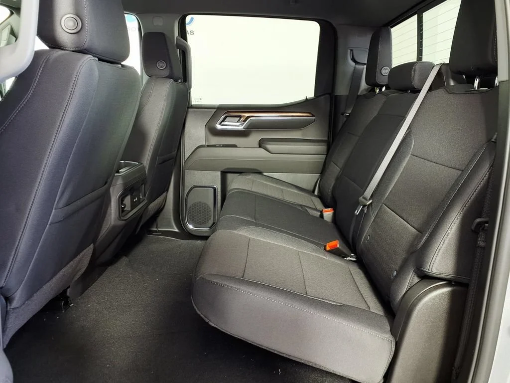 New 2026 Sterling Gray Metallic Chevrolet LT image 9
