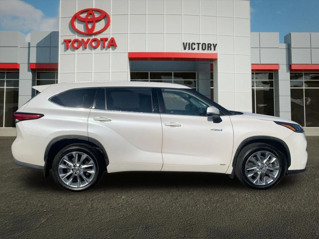Used 2020 White Toyota Limited image 2