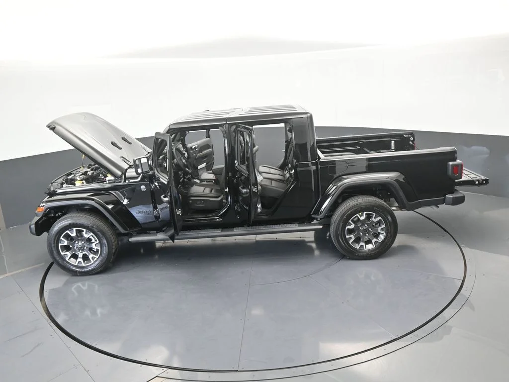 New 2026 Black Clear-Coat Exterior Paint Jeep Sahara image 60