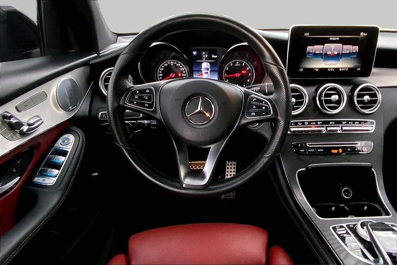 Used 2019 Black Mercedes-Benz GLC 300 image 5