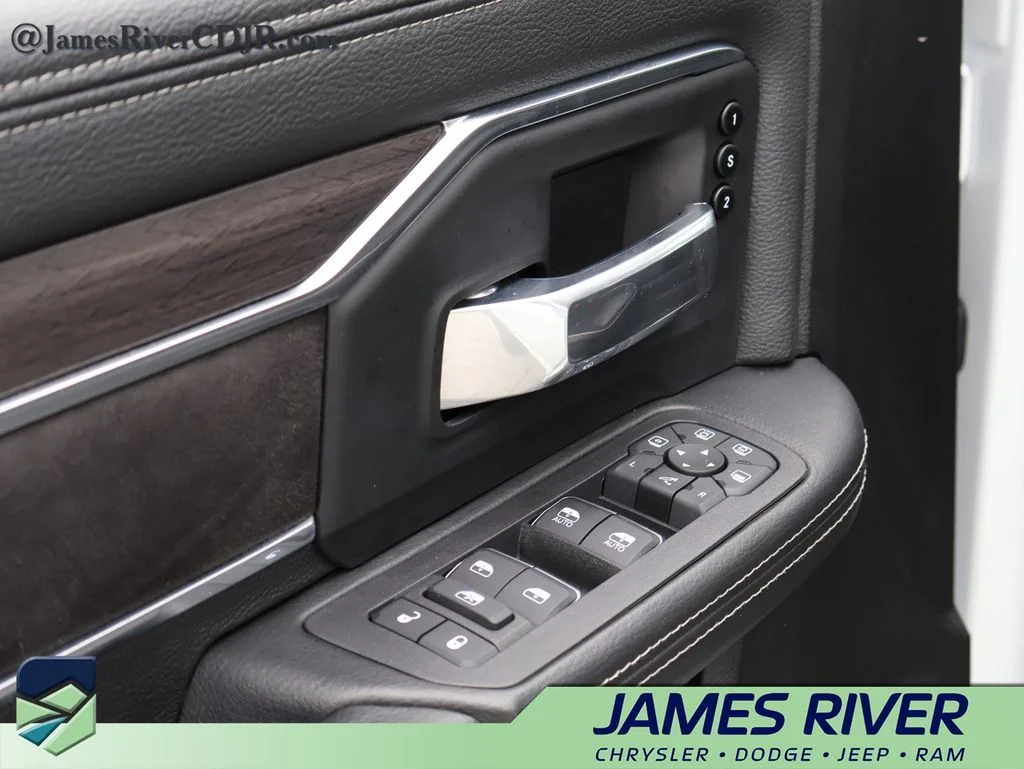 2025 RAM Ram 3500 Pickup Laramie - Photo 21