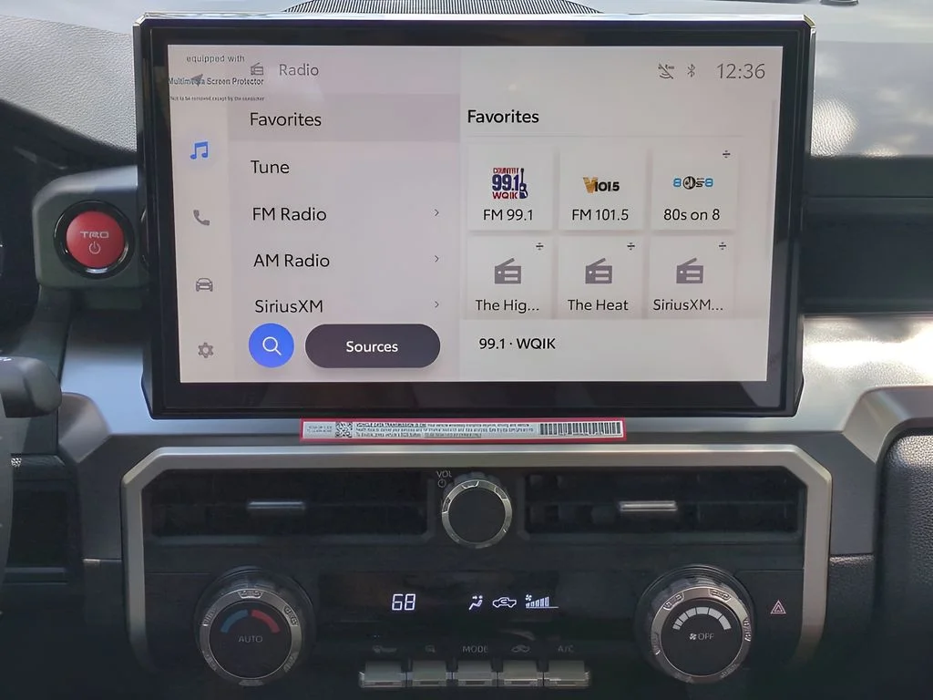 2025 Toyota Tacoma TRD Sport - Photo 17