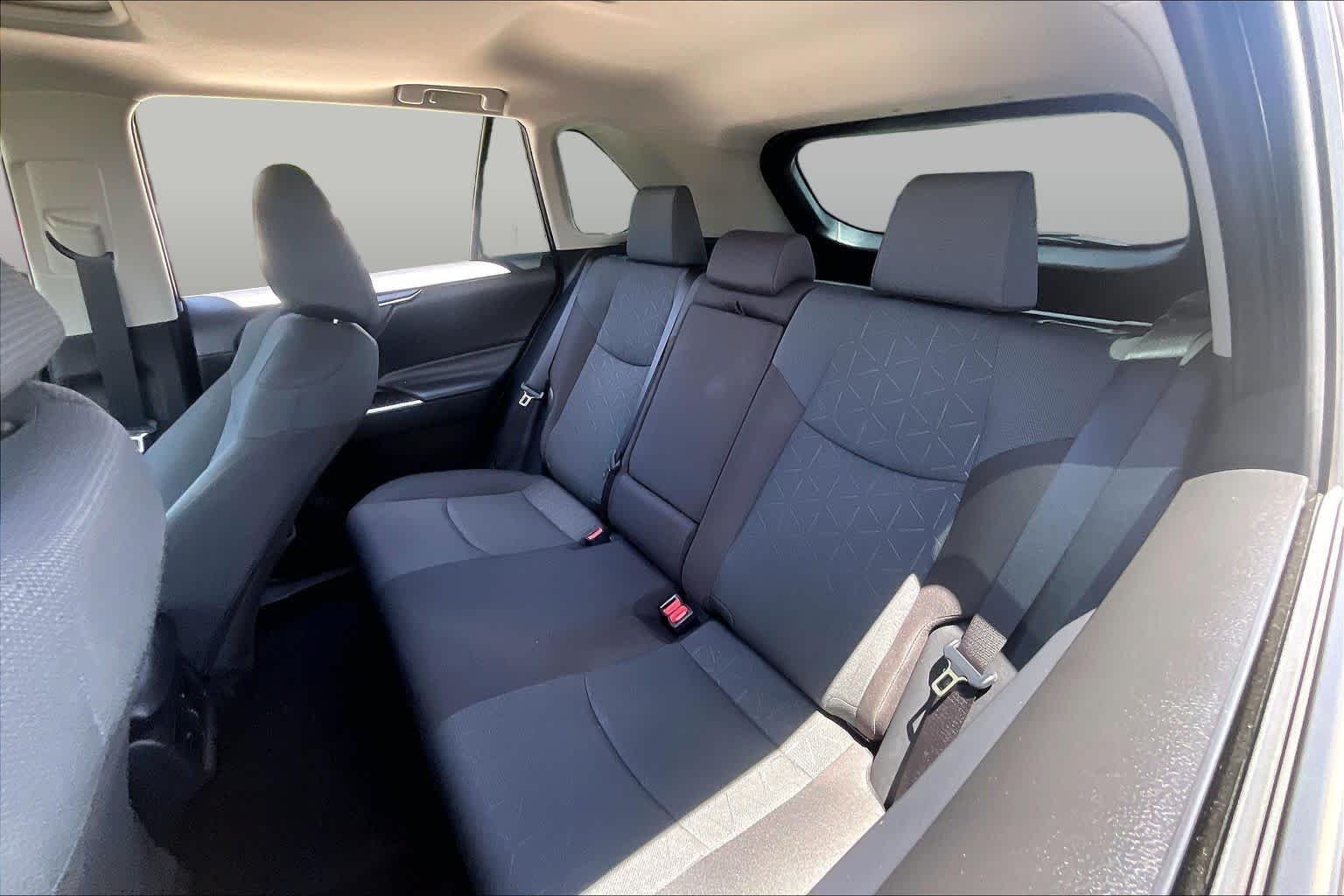 Used 2025 Midnight Black Metallic Toyota XLE image 21