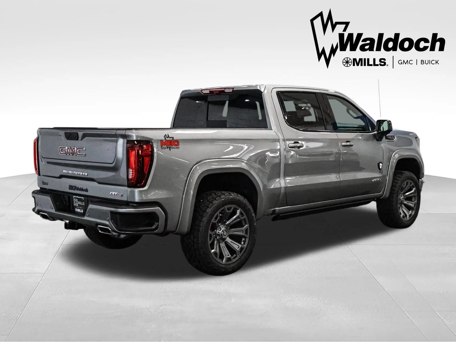2026 GMC Sierra 1500 AT4 - Photo 8