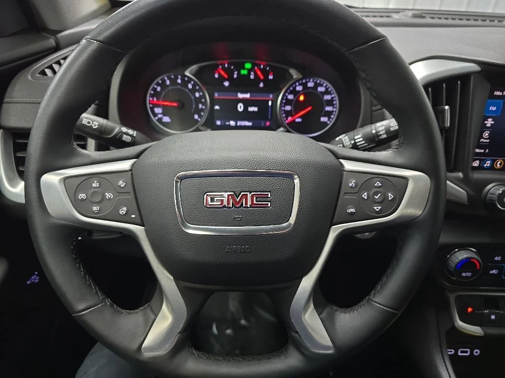 Used 2023 Blue GMC SLT image 18