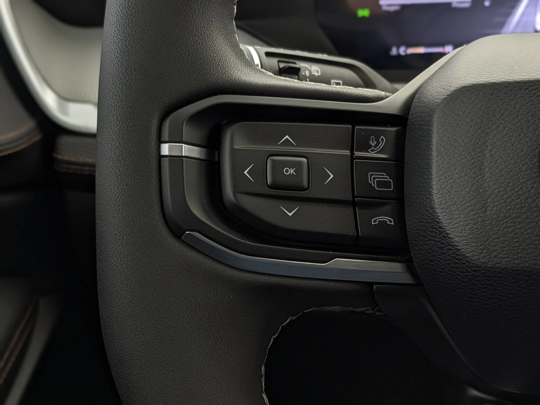 New 2026 White Jeep Limited - - Hybrid - Capri Leatherette - Power Liftgate - Wireless Charging & More! image 18