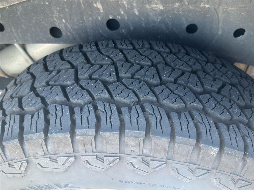 Used 2019 Magnetic Ford XLT image 5