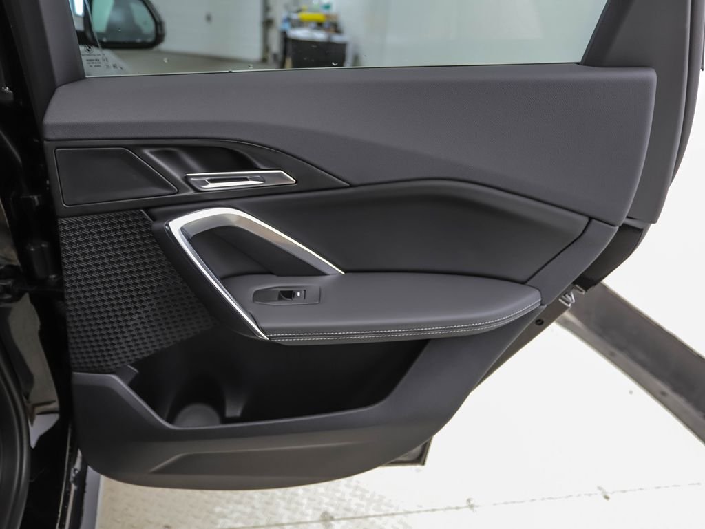 New 2027 Jet Black BMW xDrive28i image 25