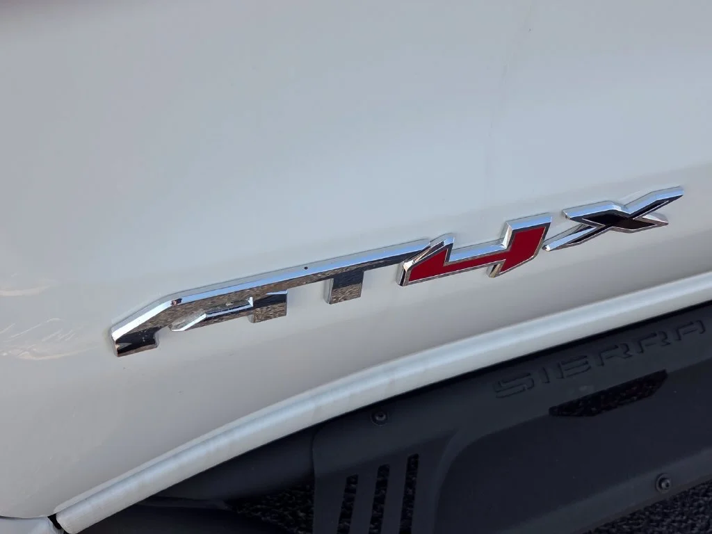 Used 2026 Summit White GMC AT4X image 7