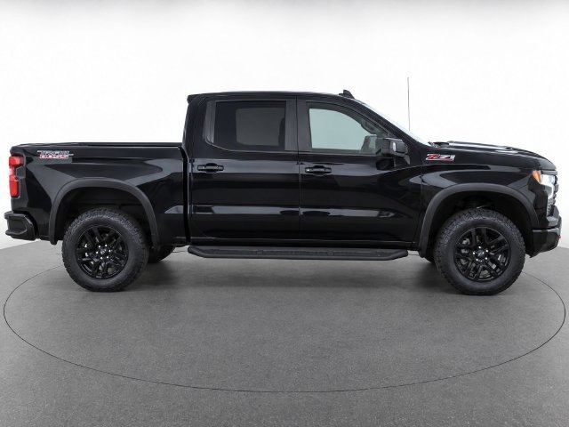 Used 2022 BLACK Chevrolet LT Trail Boss image 8