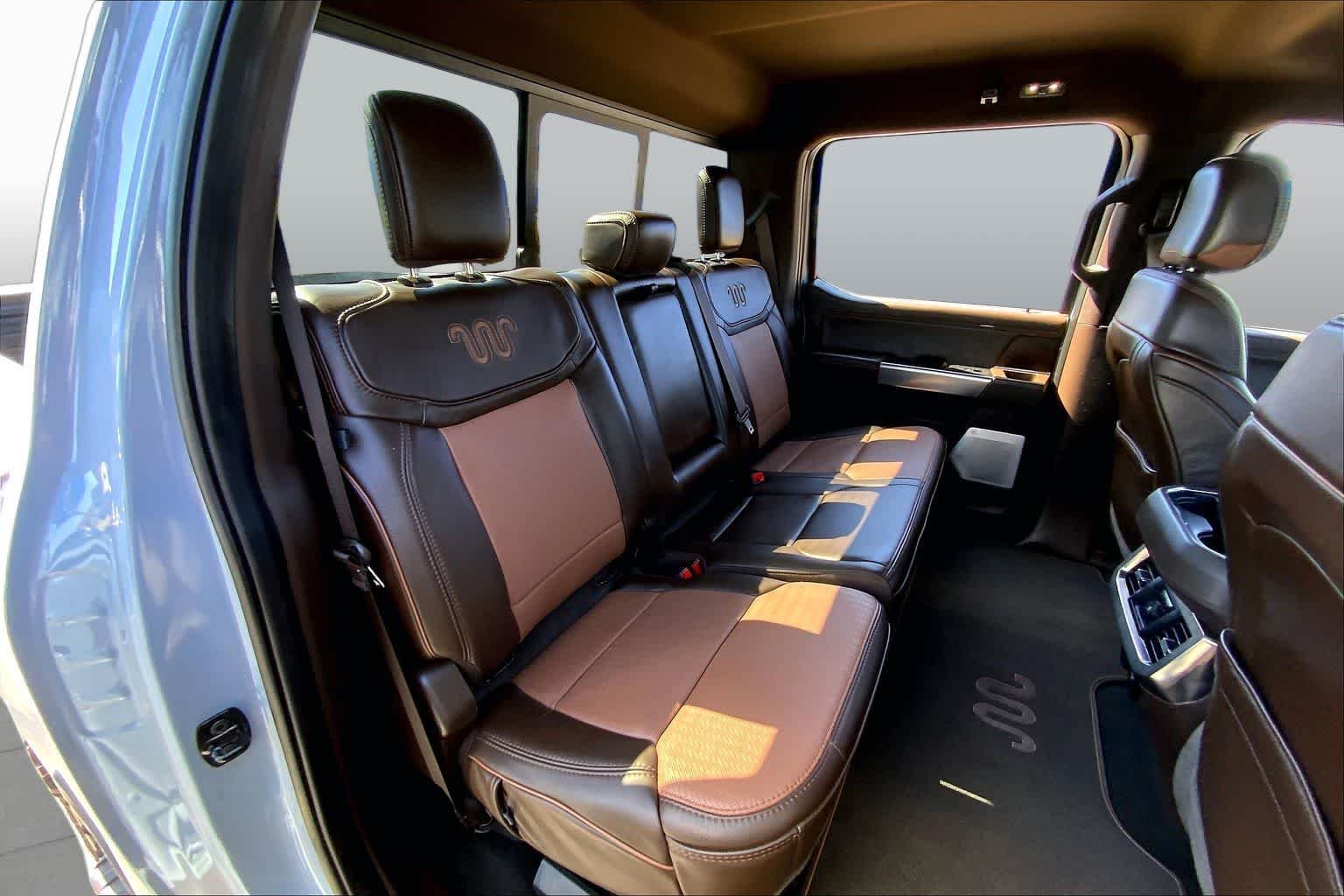 Used 2024 Glacier Gray Metallic Tri-Coat Ford King Ranch image 20